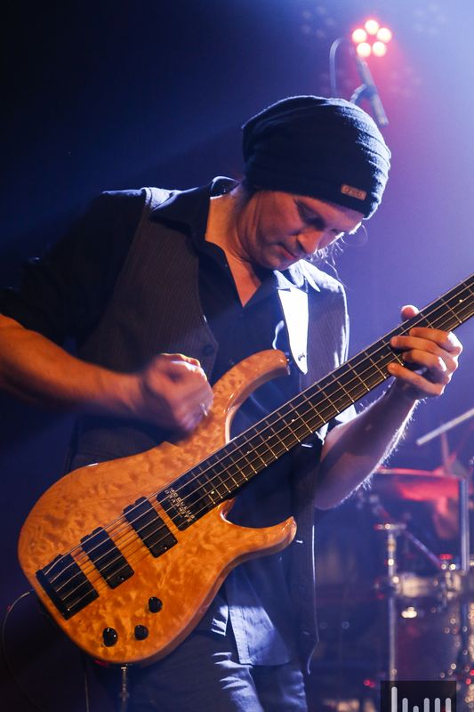 Steffen Knauss Bass